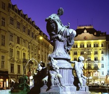 Donnerbrunnen_fountain_vienna_austria